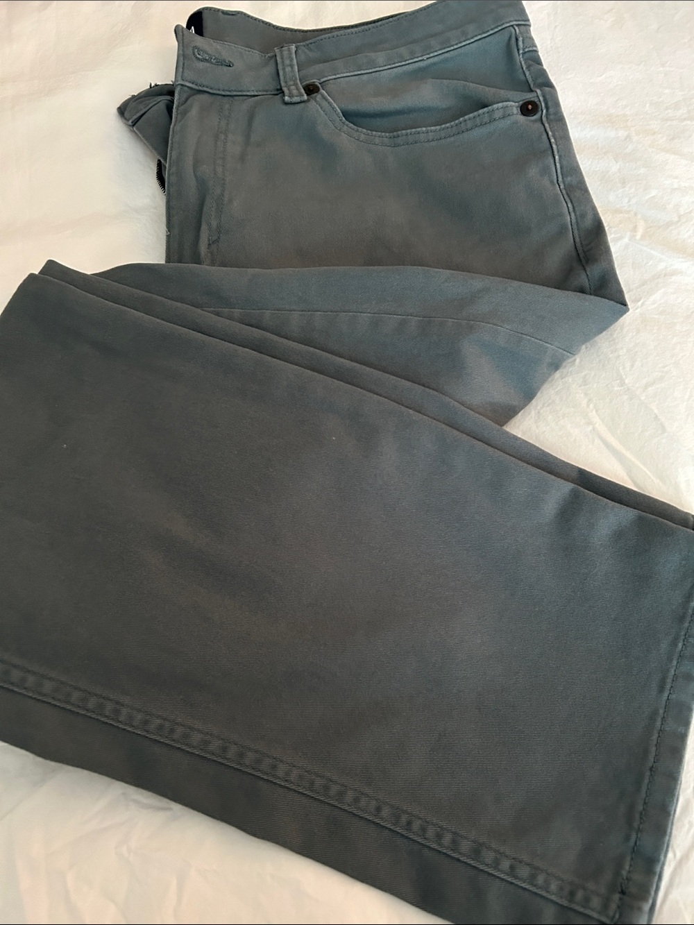 Mens Gap  pants  
Size 34 X 30